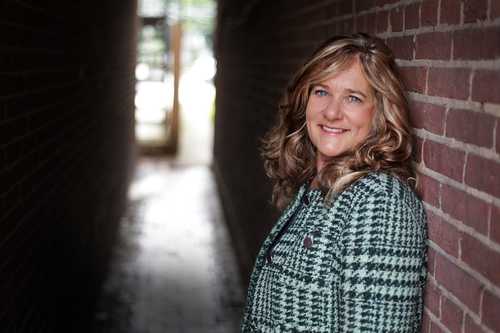 Lisa MacMain